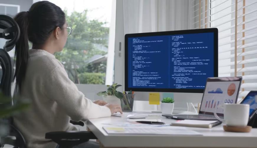 广汉市企业数字化解决方案：机器学习赋能商业模式升级的核心路径